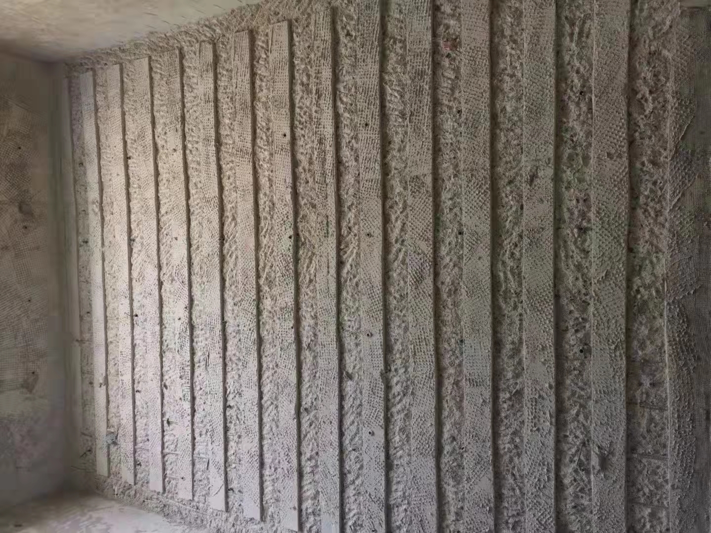 西沙房屋墙体加固施工方法